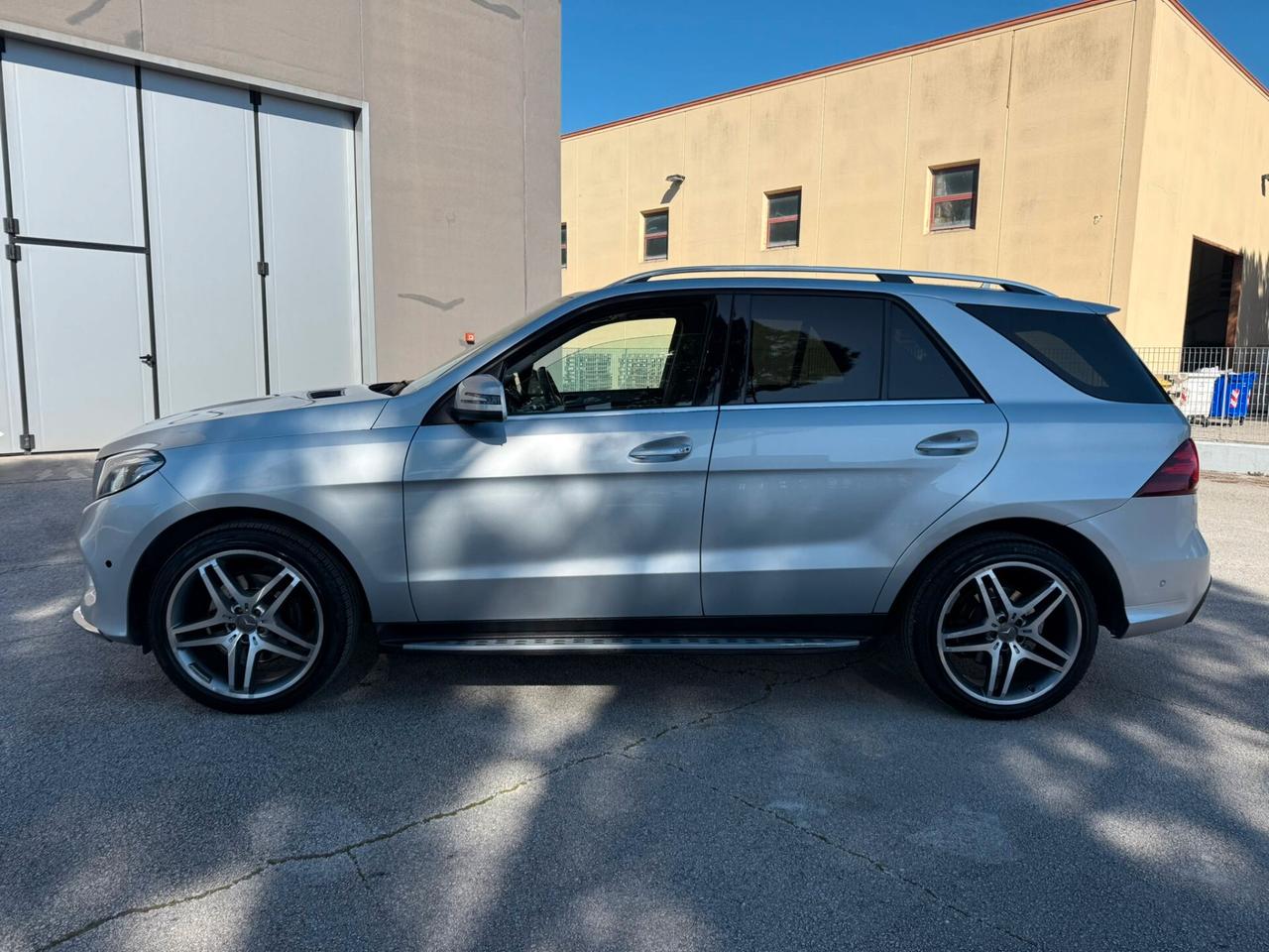 MERCEDES GLE 350 PREMIUM PLUS AMG 2017 12 MESI DI GARANZIA