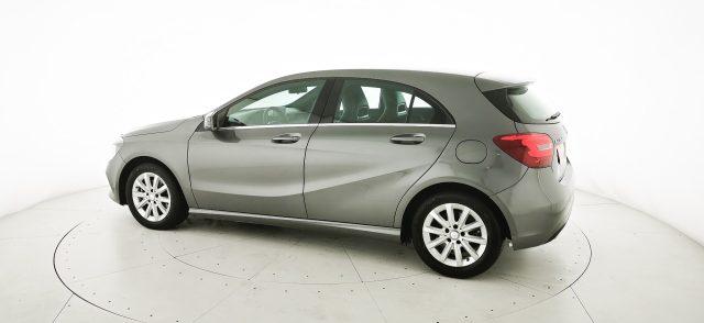 MERCEDES-BENZ A 220 d Automatic Business