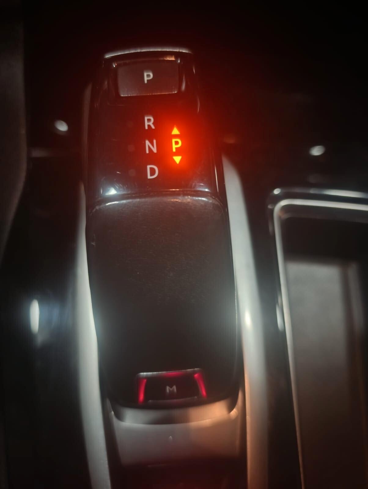 Peugeot 3008 del 2018 EURO 6 B cambio automatico