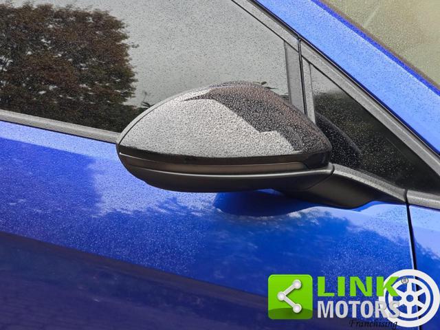 VOLKSWAGEN Golf 1.5 TSI 150 CV R Line Airlift Omologato