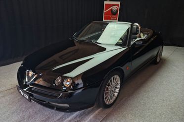 Alfa Romeo Spider 3.0i V6 24V L certif. ASI C.R.S