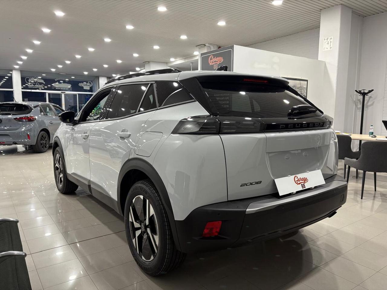 Peugeot 2008 1.2 puretech Allure s&s 100cv