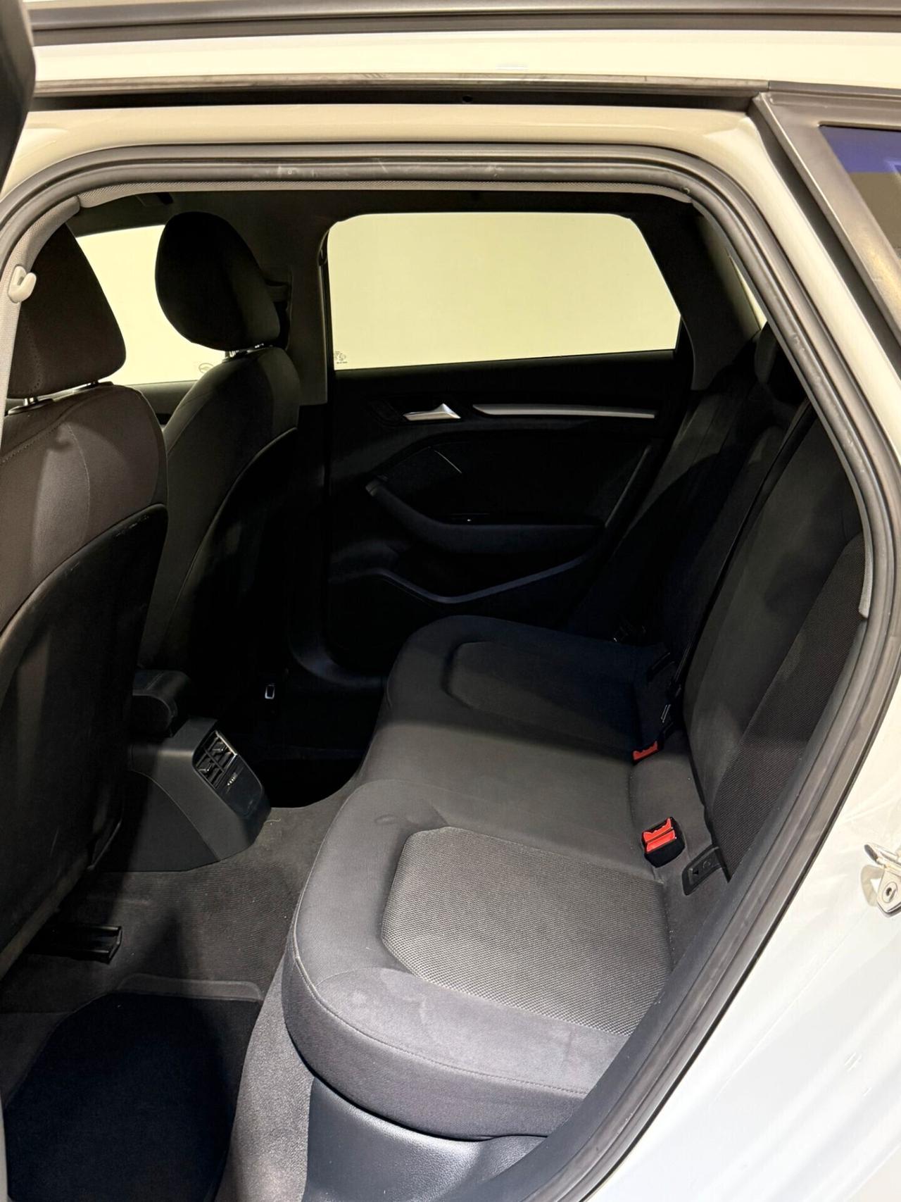 AUDI A3 SPB 30 TDI S tronic DESIGN ANNO2019