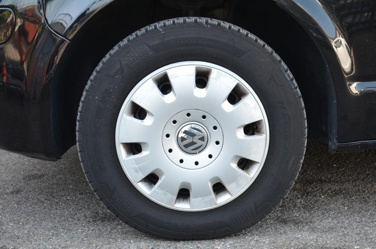 Volkswagen Transporter 2.5 TDI/130CV CARAVELLE AUTOMATICO 9 POSTI