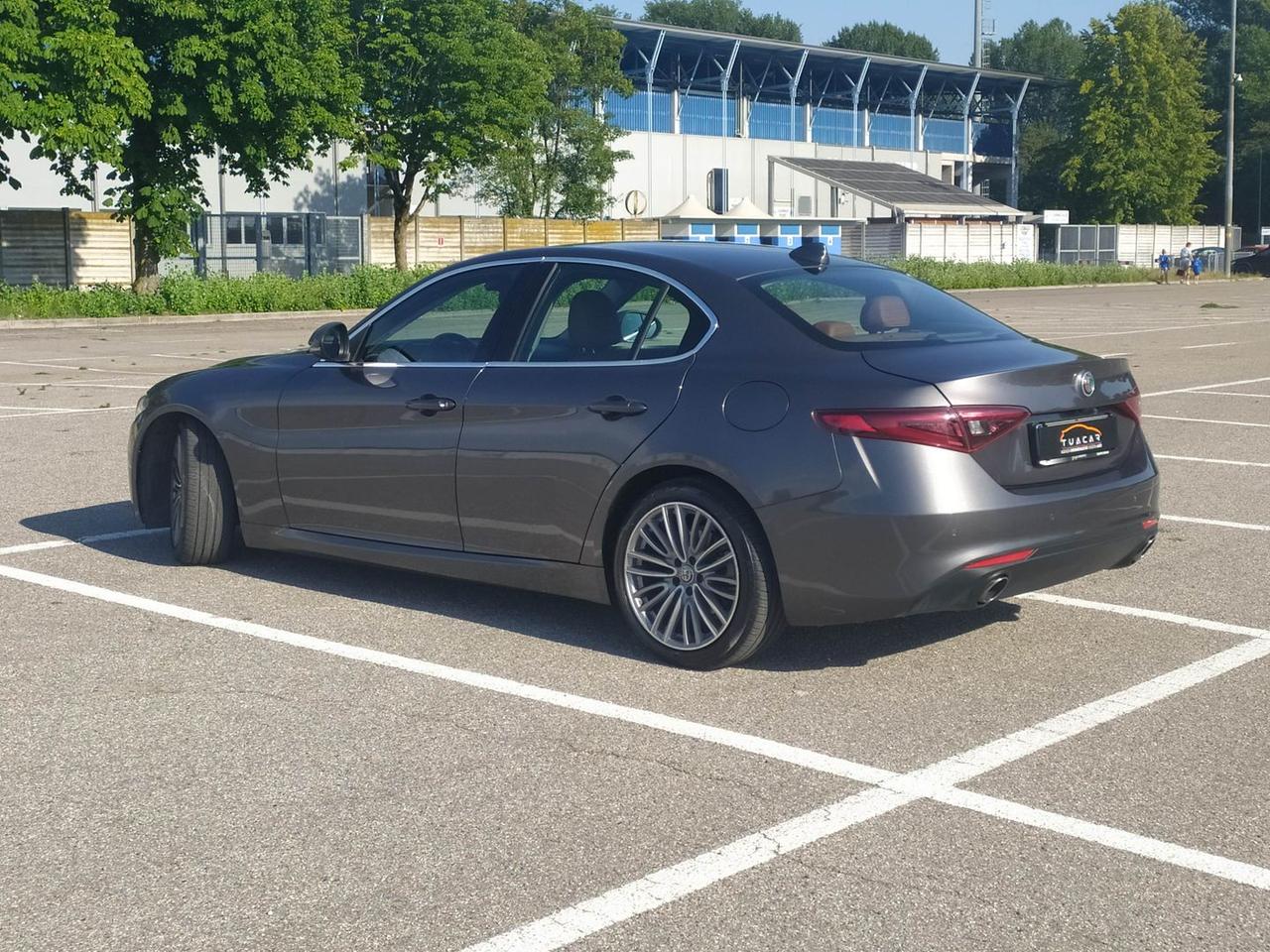 Alfa Romeo Giulia Business Launch Edition 2 #11365