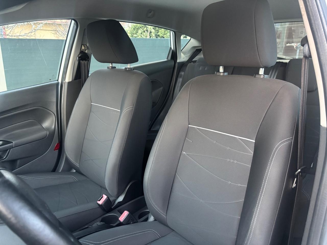 Ford Fiesta Ikon 1.2 60CV 5 porte