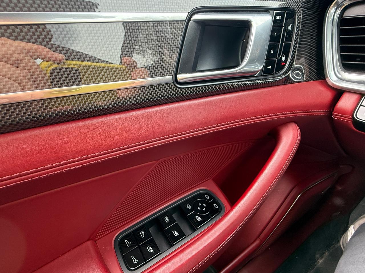 Porsche Panamera 4.0 Turbo Executive 4 POSTI