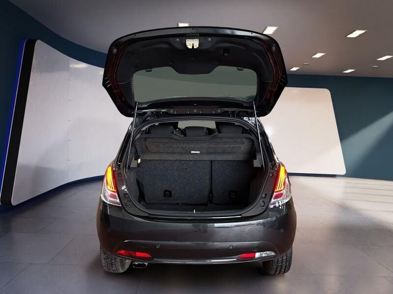 Lancia Ypsilon III 2021 1.0 firefly hybrid Gold s&s 70cv