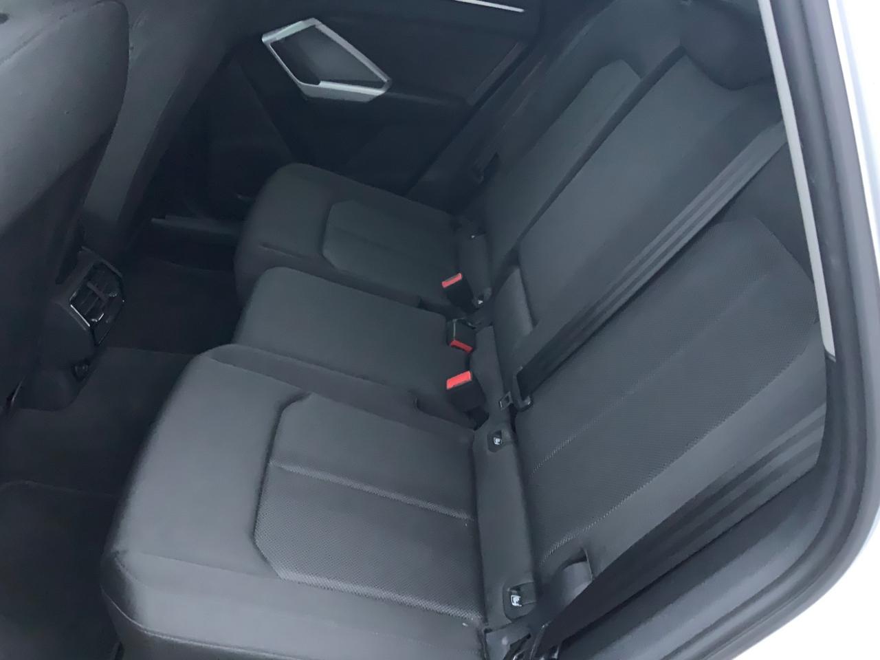 Audi Q3 35 TDI S tronic Business Advanced