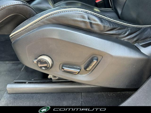VOLVO XC90 D5 AWD Geartronic R-design