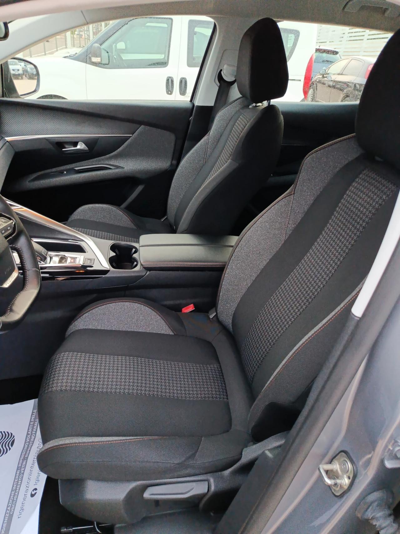 Peugeot 3008 BlueHDi 130 S&S Business