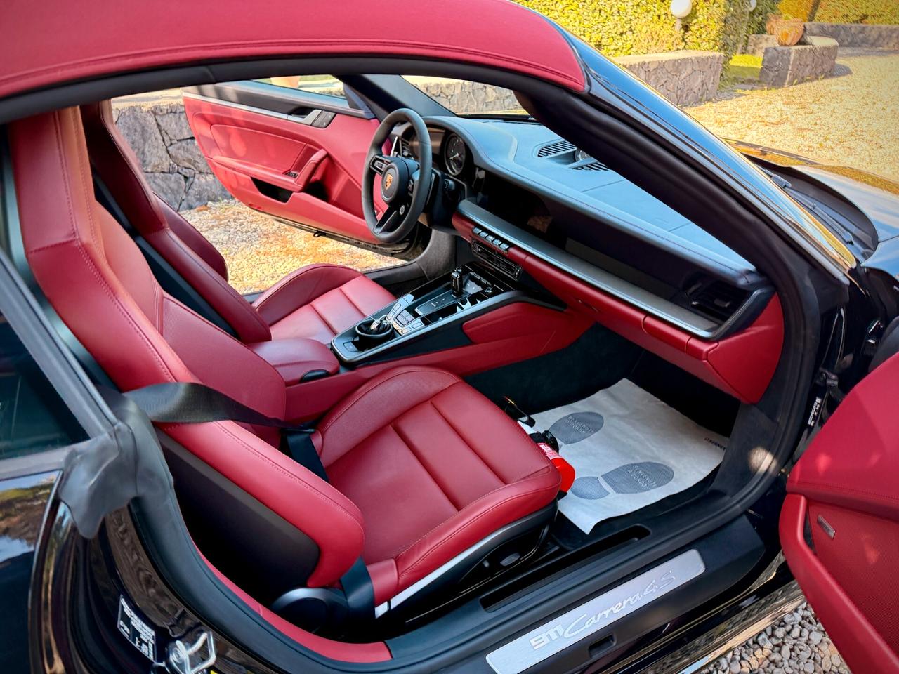 Porsche 911 Carrera 4S Cabriolet