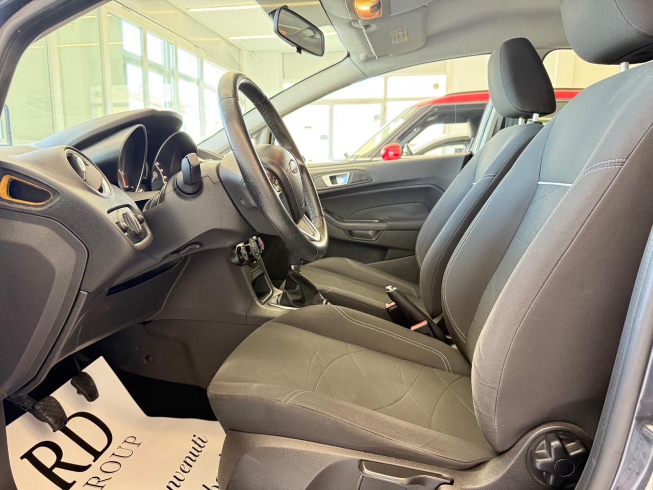 Ford Fiesta 1.5 TDCi 75CV Titanium unico proprietario ok neopatentati