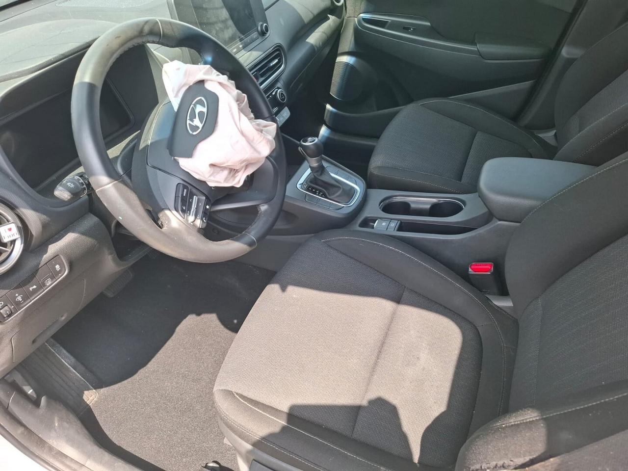 HYUNDAI KONA 2022 IBRIDA SINISTRATA