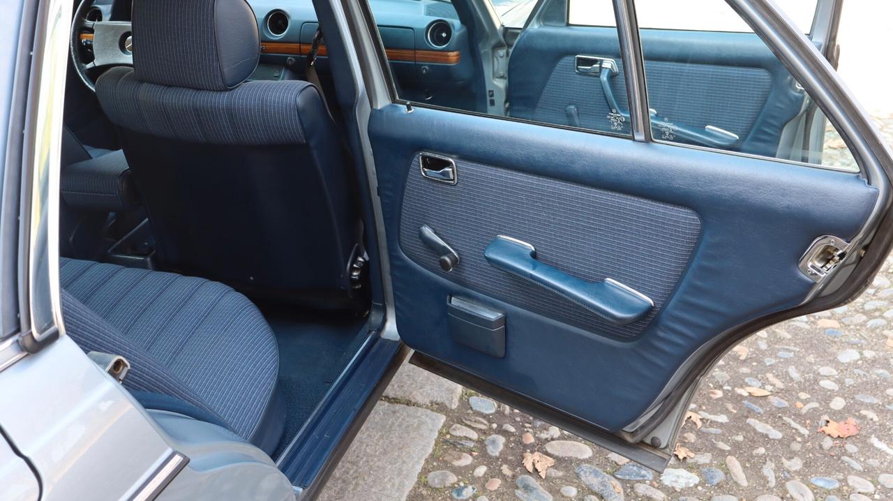 Mercedes-benz 200 Mercedes W123 48.000KM da Museo!!!