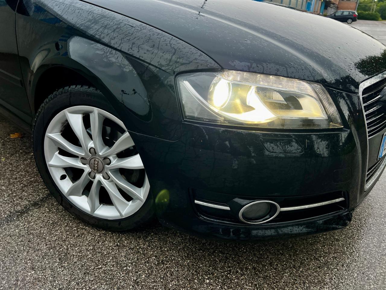 Audi A3 SPB 1.6 TDI 105 CV CR Ambition