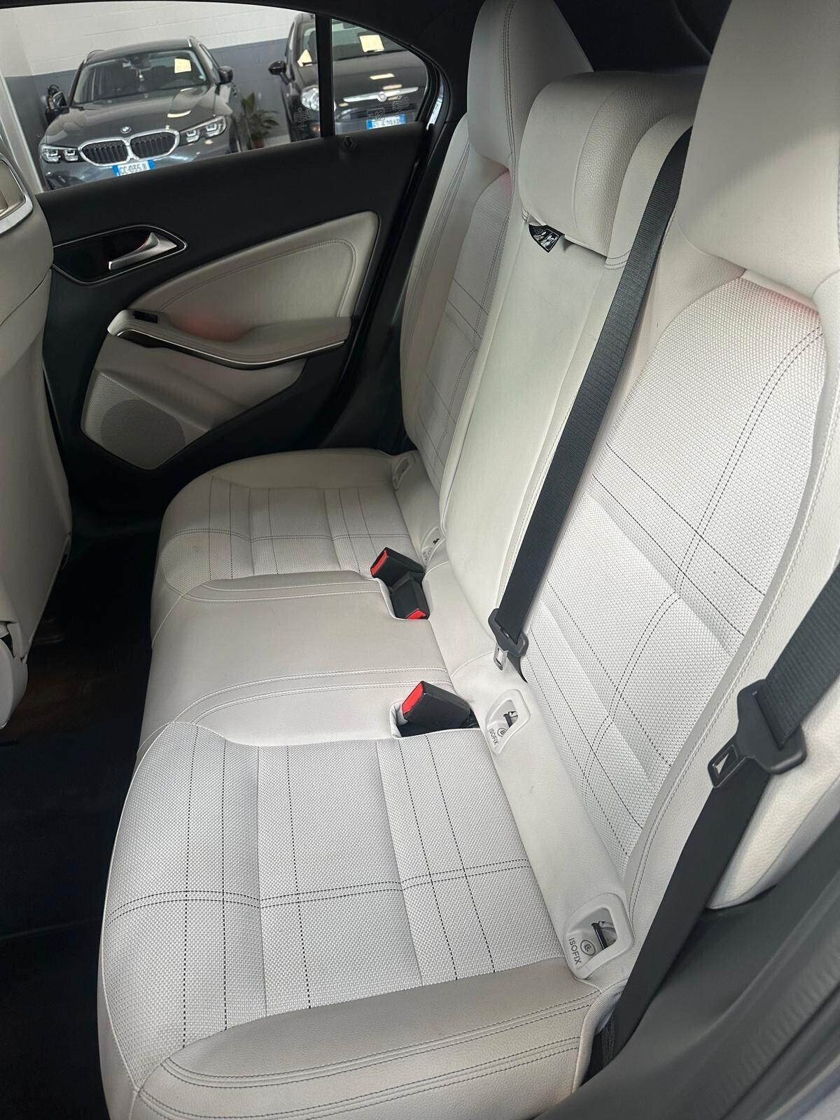 Mercedes-benz A 180 d Automatic Premium