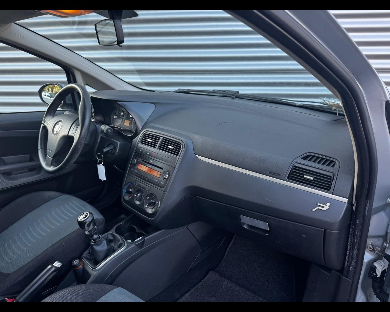 FIAT GRANDE PUNTO 5P 1.4 77CV ACTIVE