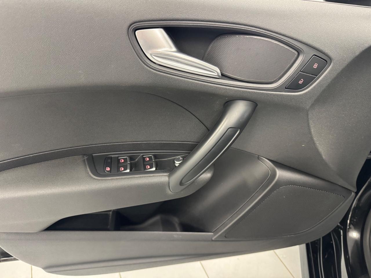 Audi A1 SPB 1.4 TDI S-LINE