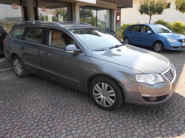 VOLKSWAGEN Passat 2.0 16V TDI 4mot. Var. Highline Export