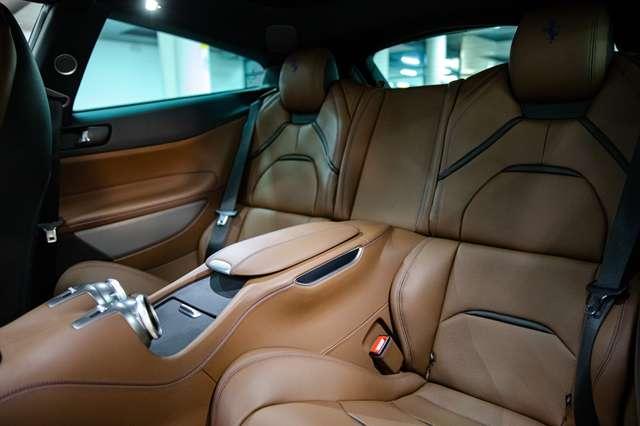 Ferrari GTC4 Lusso CARBON+LEDS|DUAL VIEW|LIFT SYSTEM|SBL|HIFI