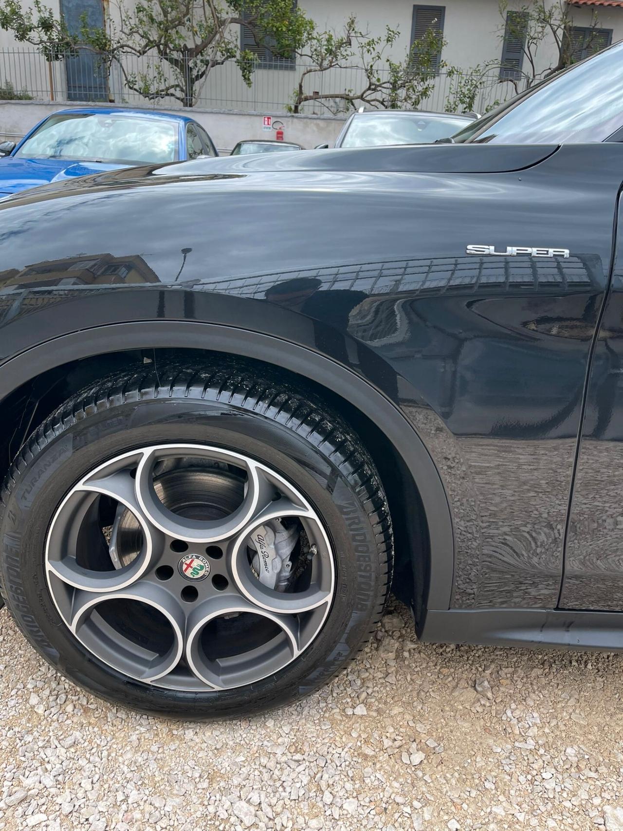 Alfa Romeo Stelvio 2.2 Turbodiesel 160 CV AT8 RWD Super