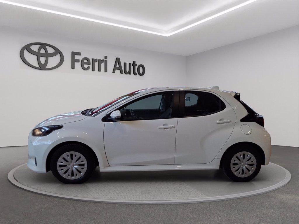 TOYOTA Yaris 1.5h active del 2023