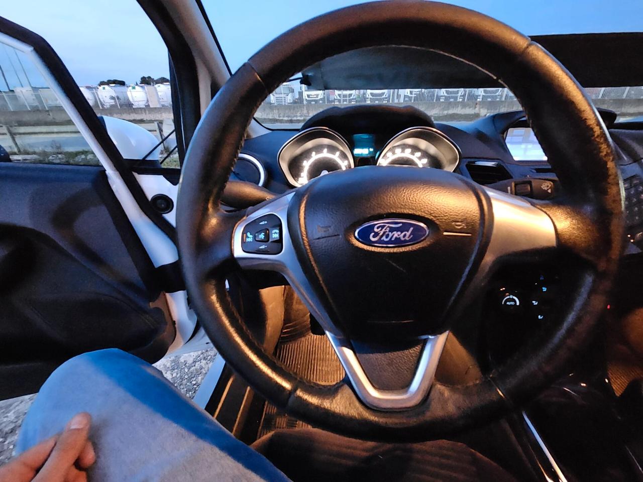 Ford Fiesta 1.4 5p. Bz.- GPL Titanium