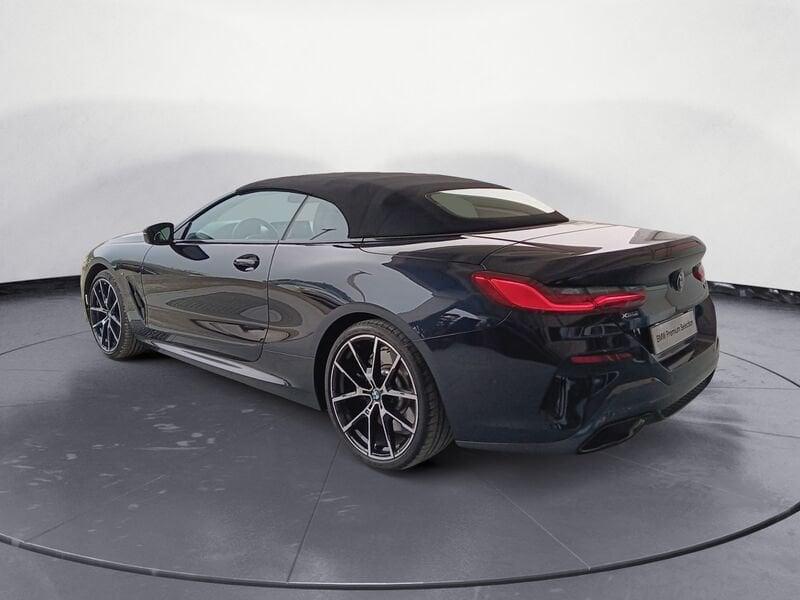 BMW Serie 8 840d Cabrio mhev 48V xdrive auto