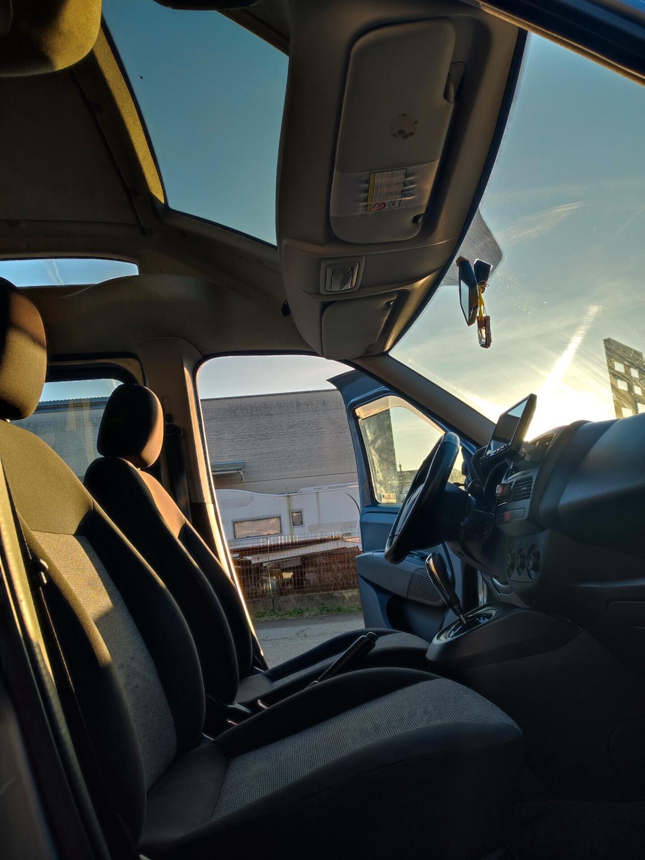 FIAT DOBLO X DISABILI 1.6MJT POCHI KM AUTOMATICO