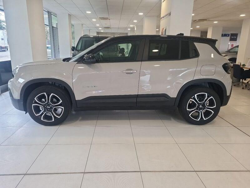Jeep Avenger 1.2 Turbo MHEV Summit