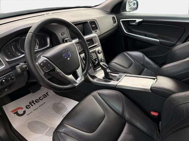 Volvo V60 D2 Geartronic Volvo OCEAN RACE