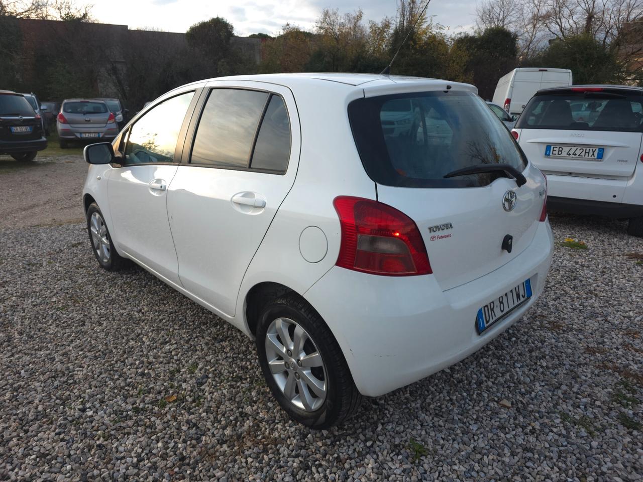 Toyota Yaris 1.0 5 porte Sol