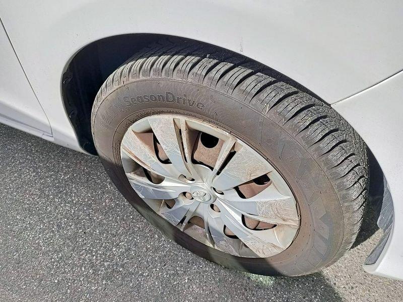 Toyota Yaris 5 Porte 1.0 Cool
