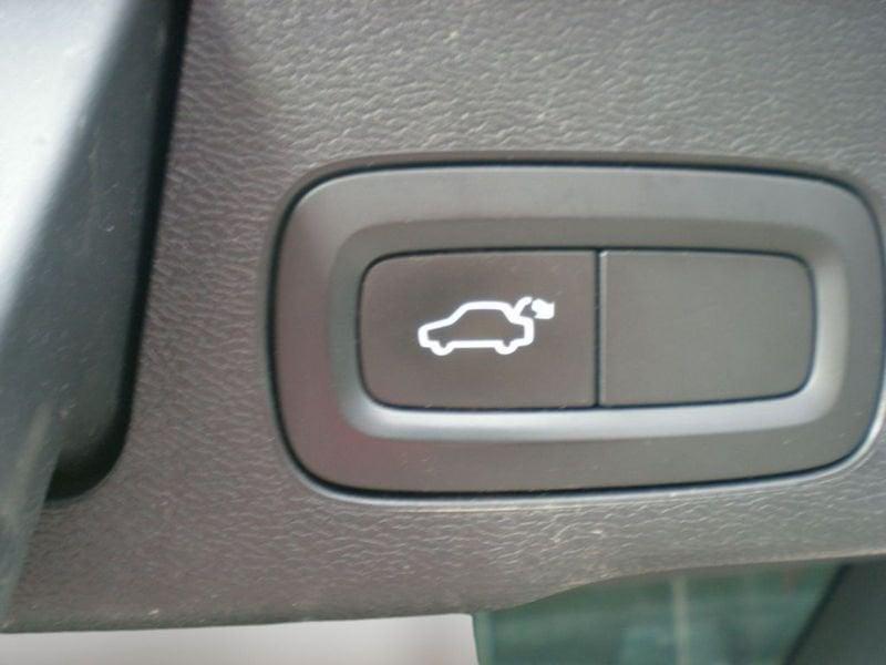 Volvo XC60 2.0 d4 Momentum Pro auto