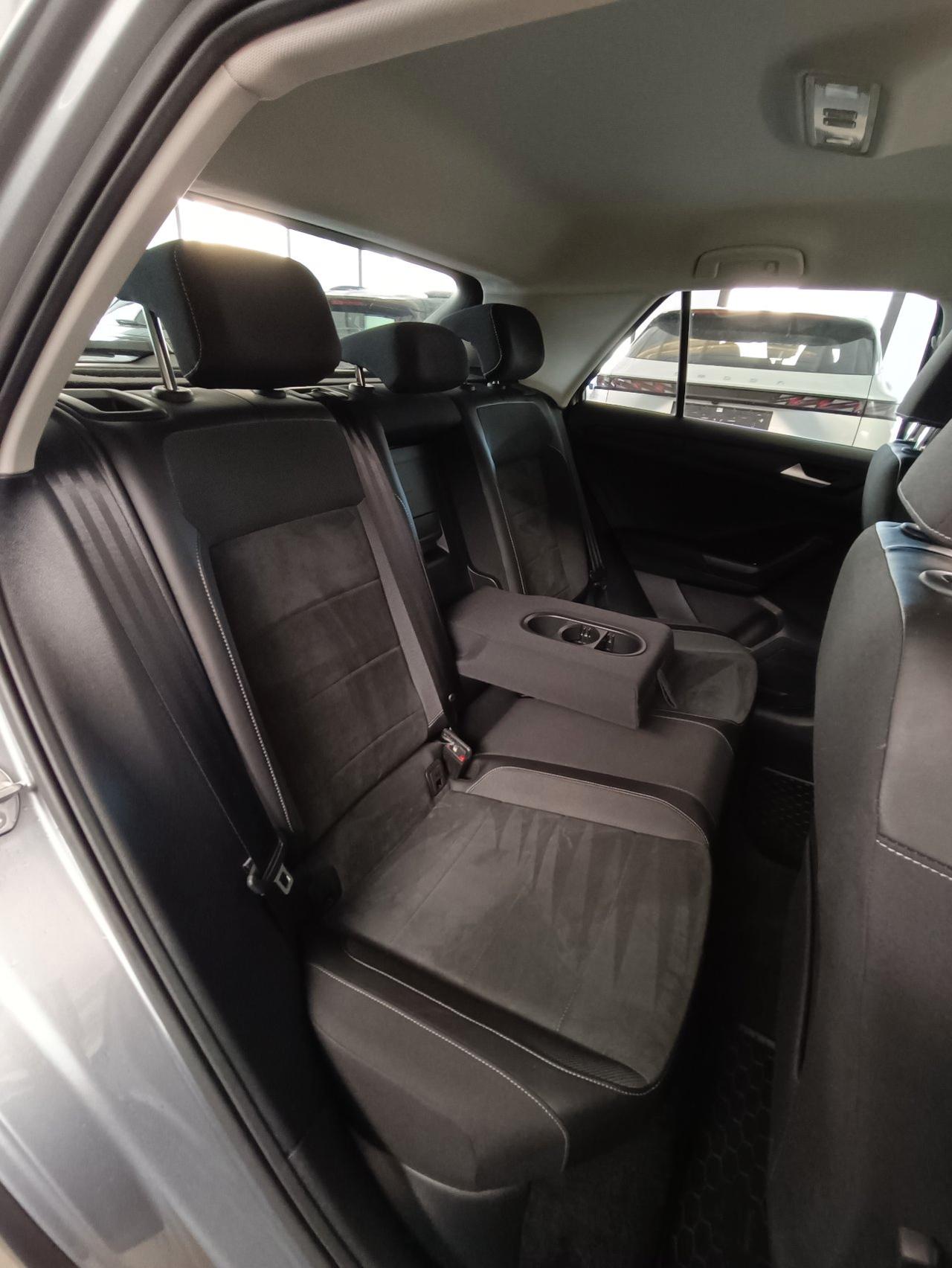 Volkswagen T-Roc 1.0 tsi Style 110cv