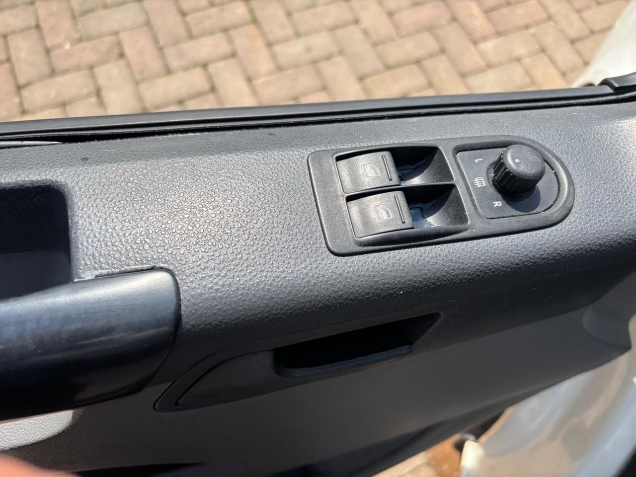 Volkswagen T5 Transporter 2.5 TDI 131 CV
