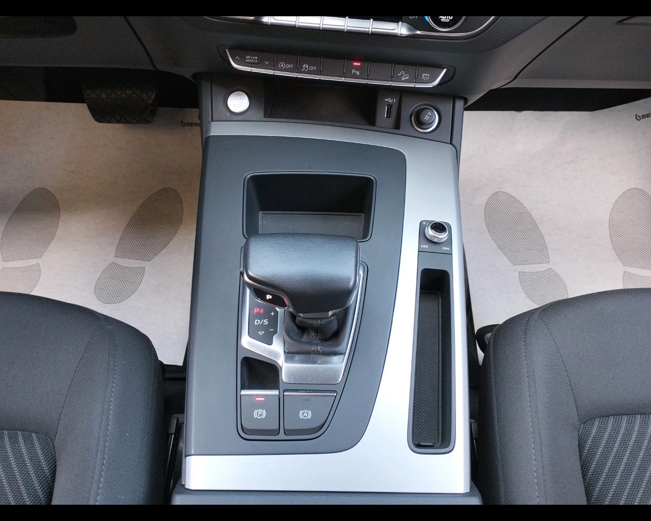AUDI Q5 2ª serie Q5 40 TDI 204 CV quattro S tr...