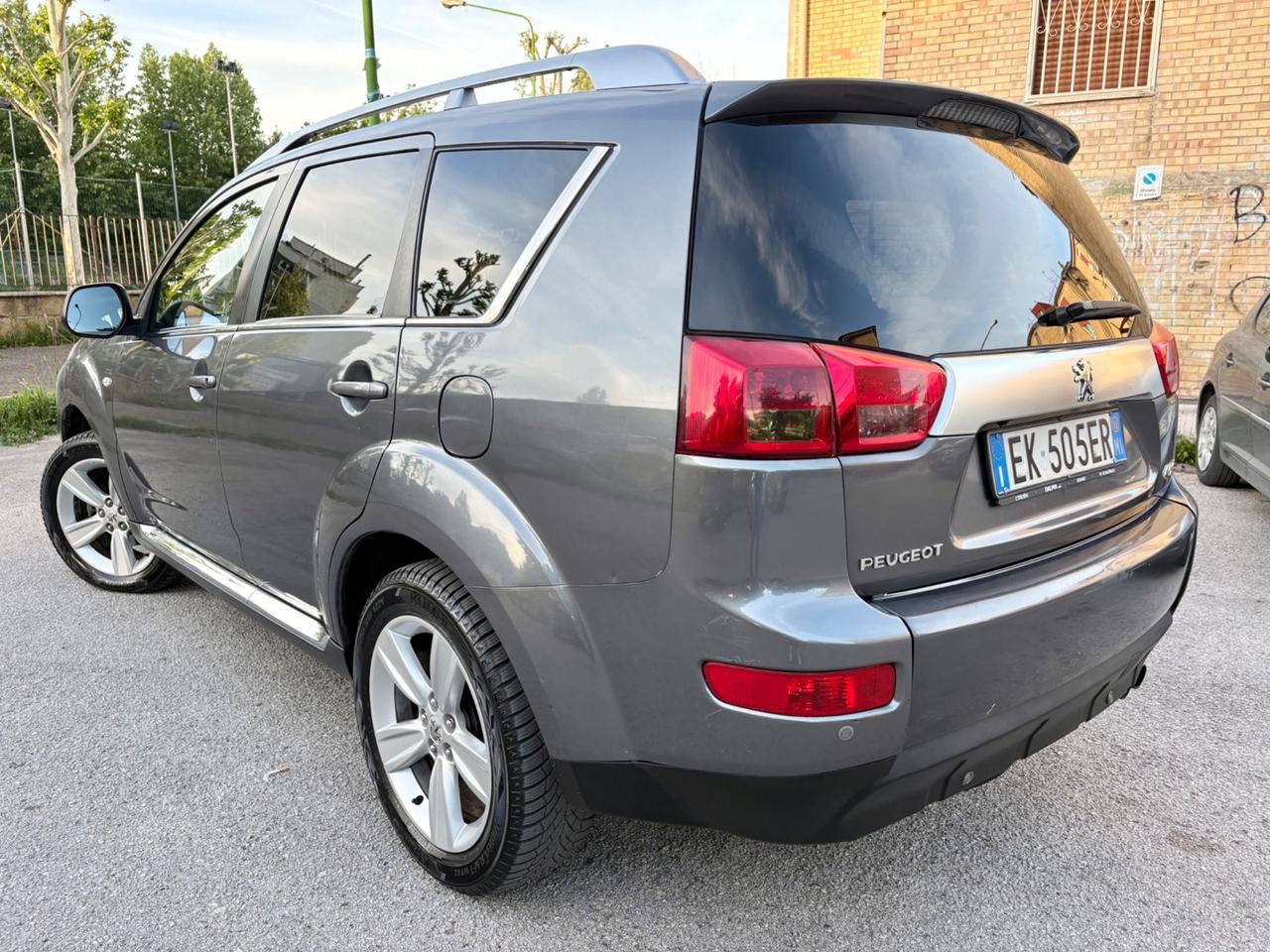 Peugeot 4007 2.2 HDi 156CV 4x4 automatico