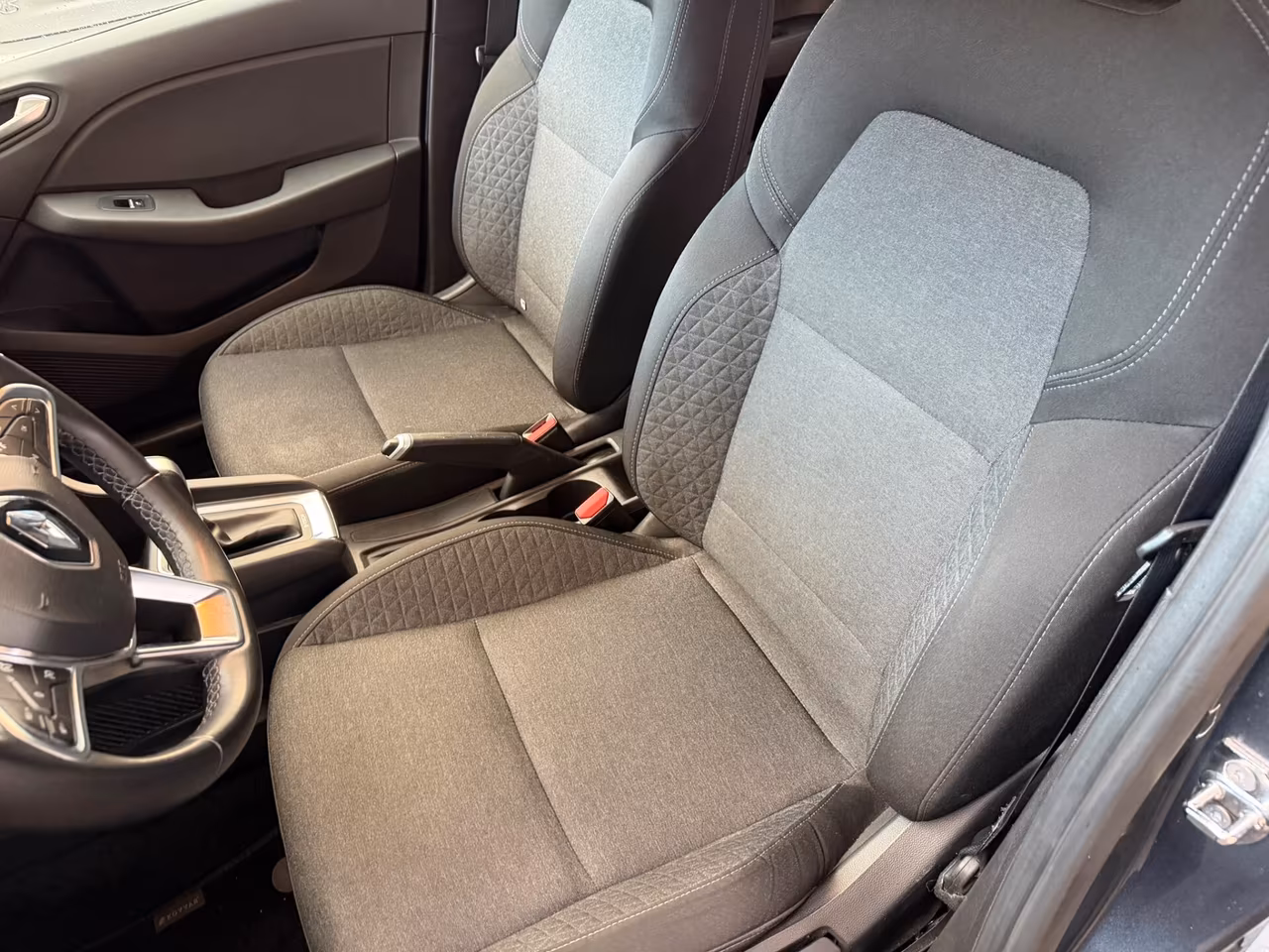 Renault Clio Full Hybrid E-Tech 140 CV 5 porte