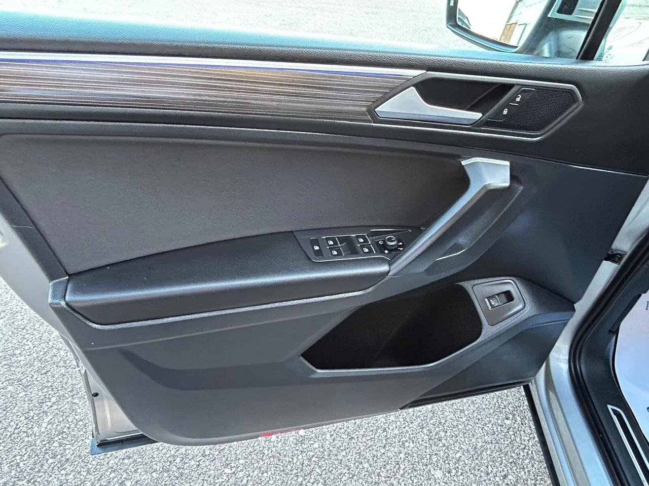 Volkswagen Tiguan Allspace Tiguan Allspace 2.0 TDI 200 CV SCR DSG 4MOTION 7 posti TETTO APRIBILE