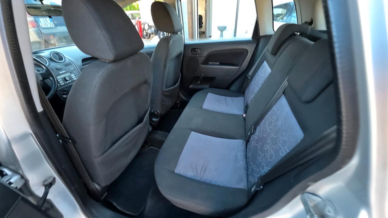 Ford Fiesta 1.4 TDCi 5p. Titanium