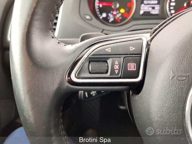 Audi Q3 2.0 TDI 120 CV S tronic