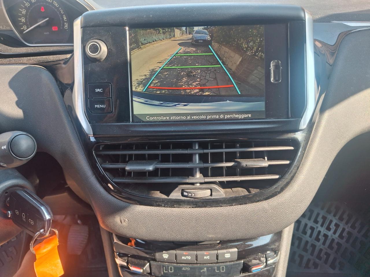 Peugeot 208 BlueHDi 75 5 porte Allure Neopatentati