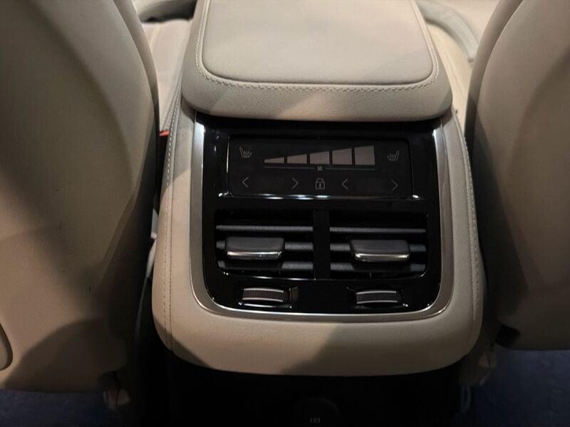 Volvo XC90 Plug-In Hybrid T8 AWD plug-in 7p Ultra Bright