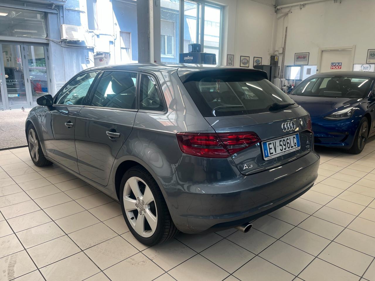 Audi A3 1.6 TDI ultra Attraction