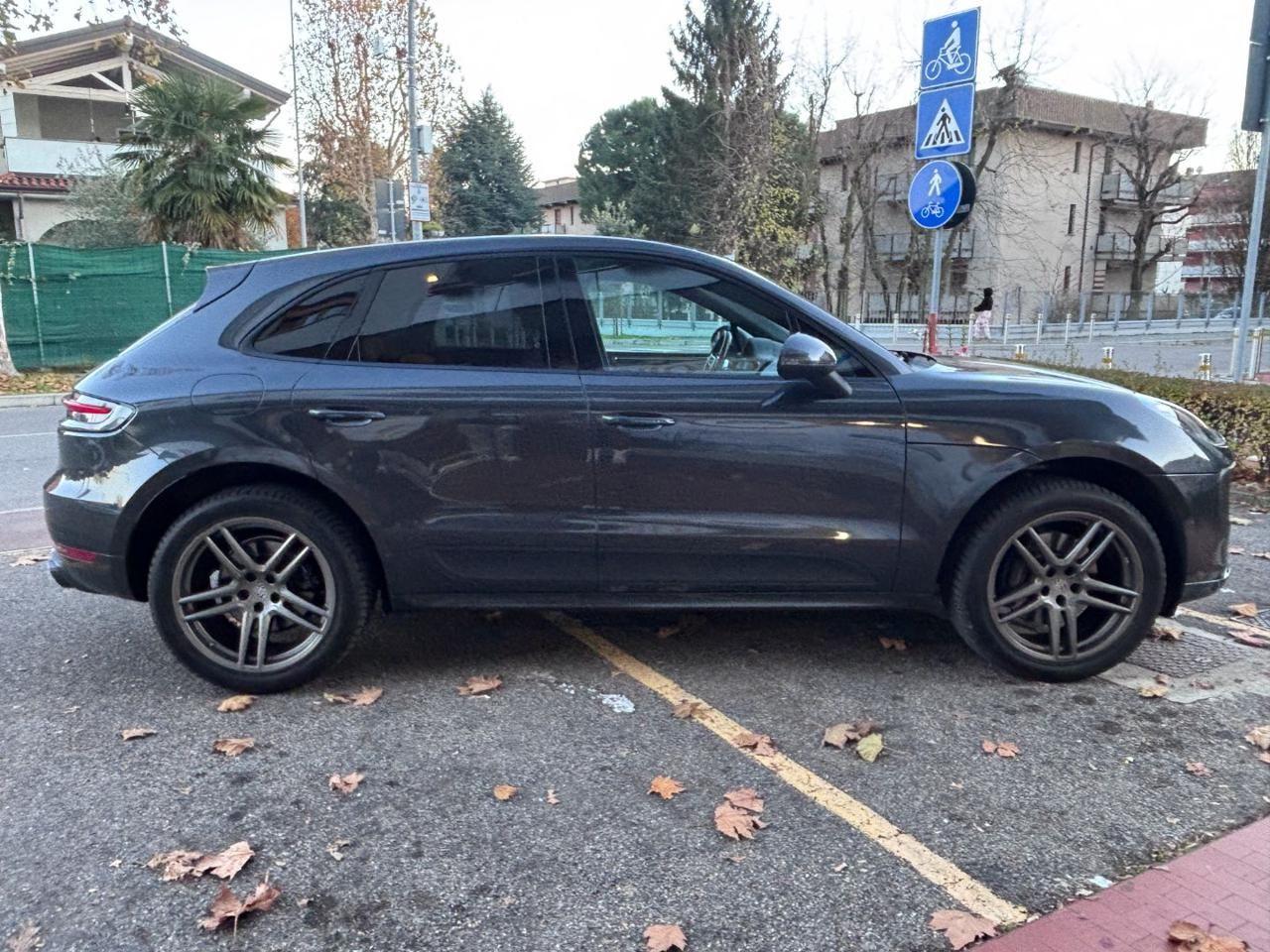 PORSCHE Macan 2.0 - TAGLIANDI UFFICIALI