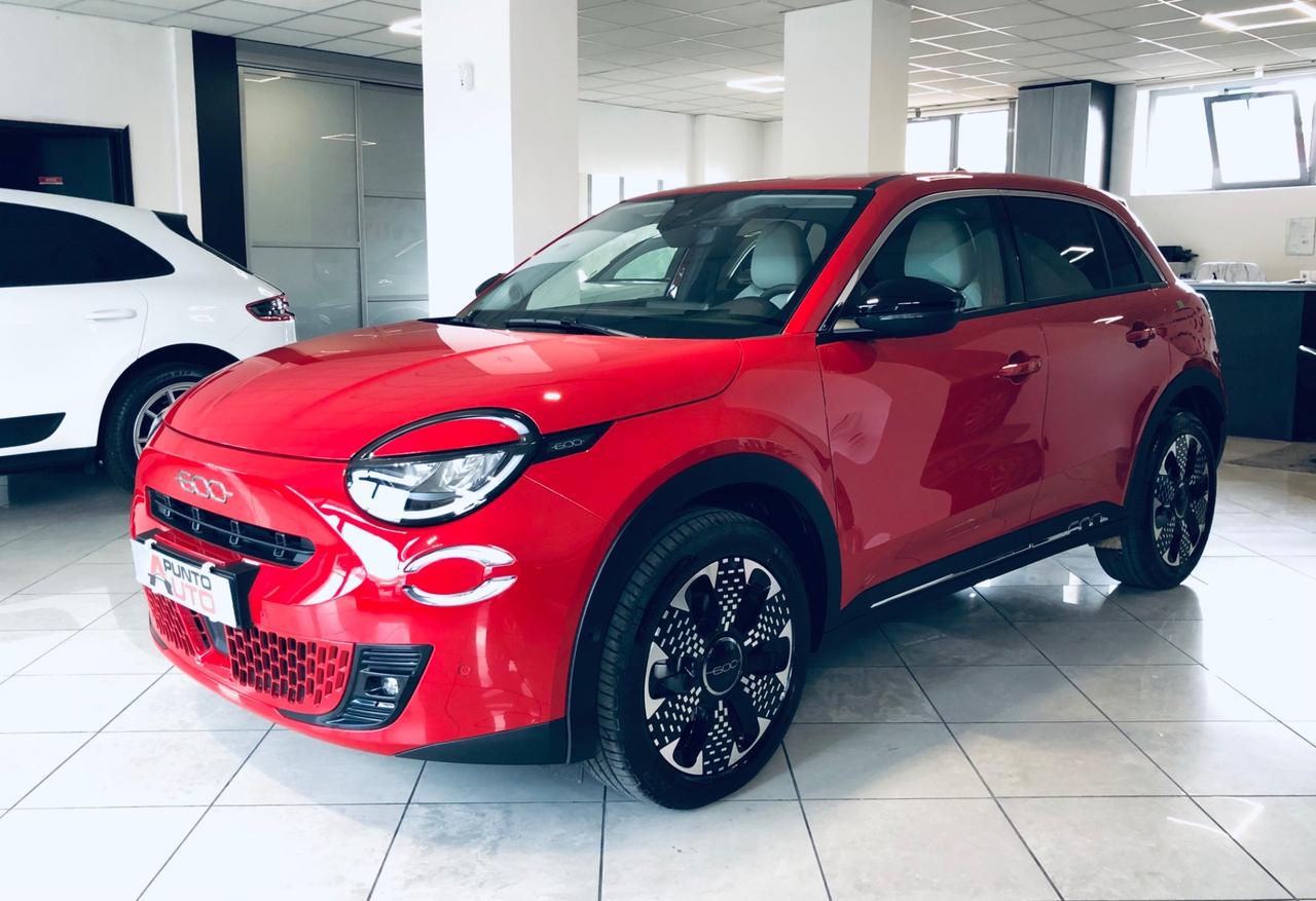 Fiat 600 Hybrid 100 CV DCT MHEV La Prima