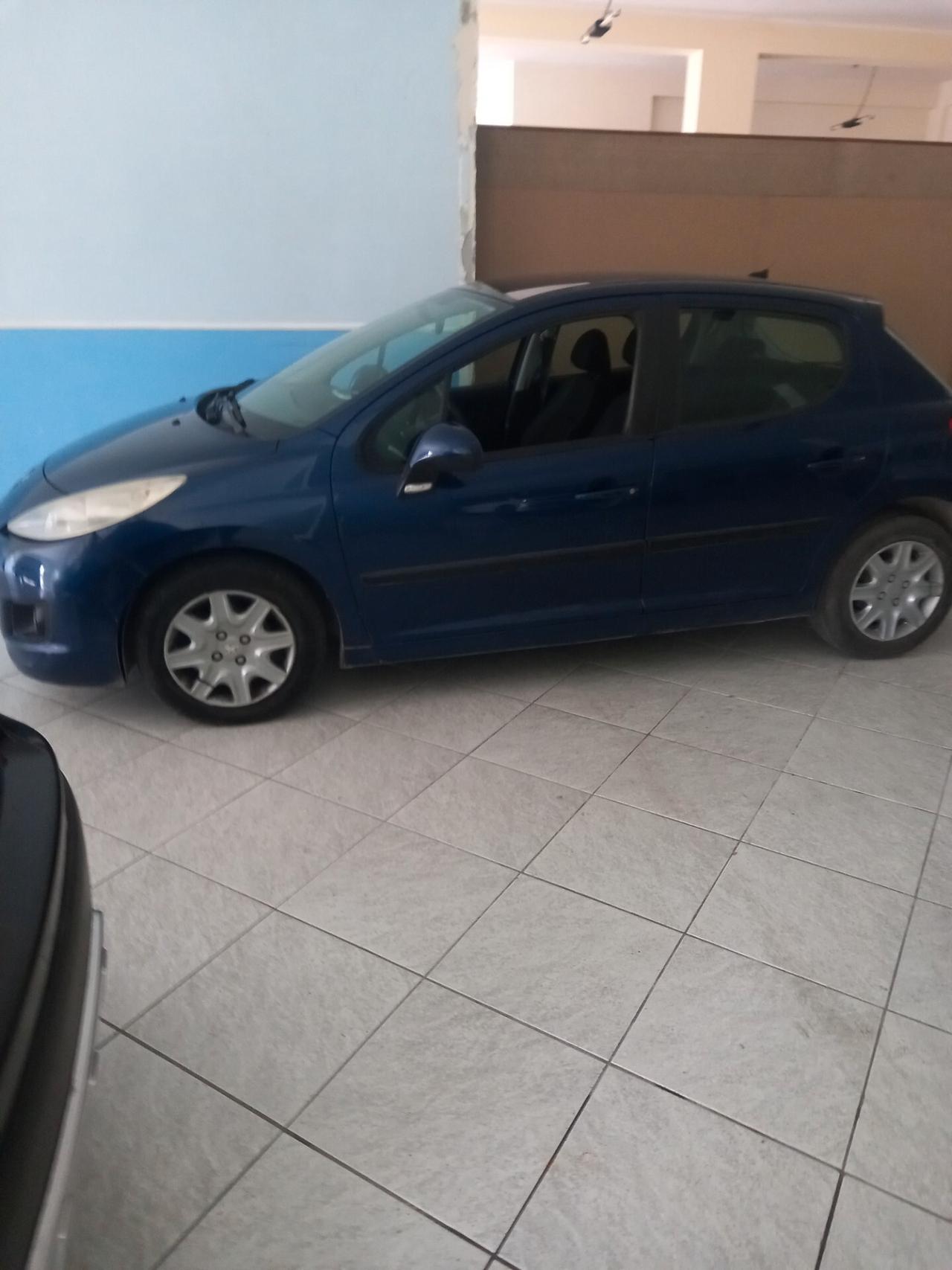 Peugeot 207 1.4 HDi 70CV 5p. XS