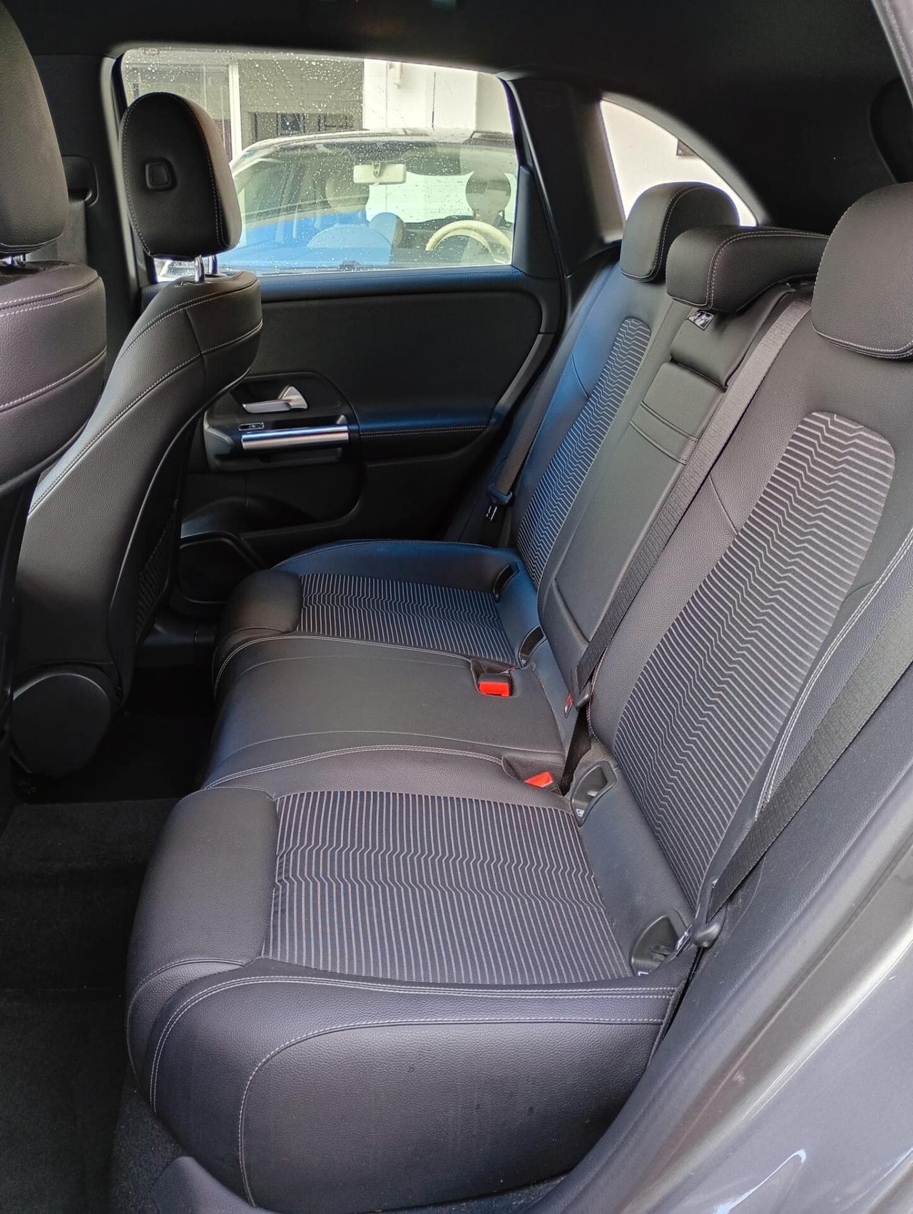 Mercedes-benz B 180 d Business Extra